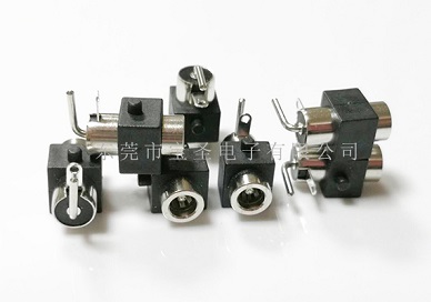 DC電源插座怎么樣使用？